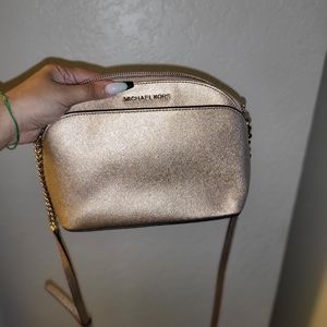 MICHAEL KORS rose gold side bag